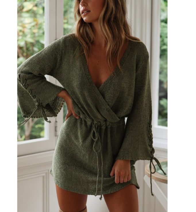 Loose V-neck knitted lace-up long sleeve dress